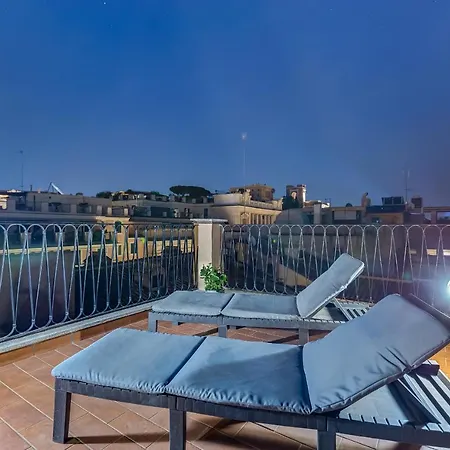 Guest house Vivilo Trevi - Luxury Experience - Private Jacuzzi On Terrace - Insane View