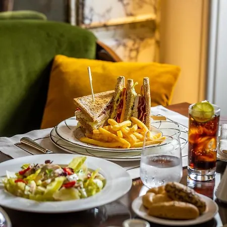 Lord Byron - Small Luxury Of The World Hotel