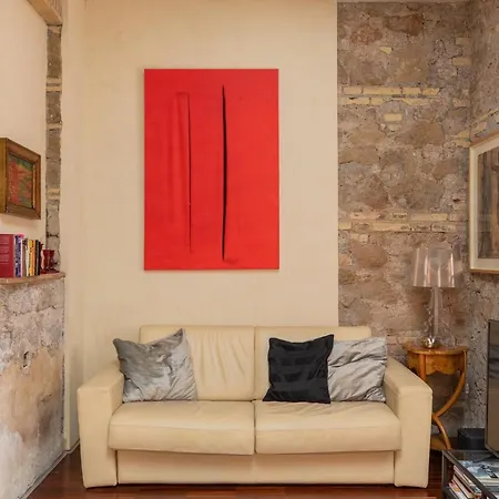 Iflat Luxurious Loft In The Heart Of Rome