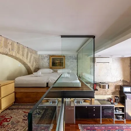 Iflat Luxurious Loft In The Heart Of