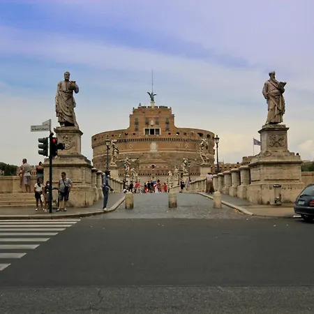Castel Sant Angelo Luxury And Tour * Rome