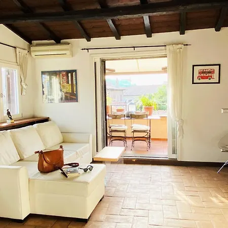 Roof Under The Skyfall Appartement Rome