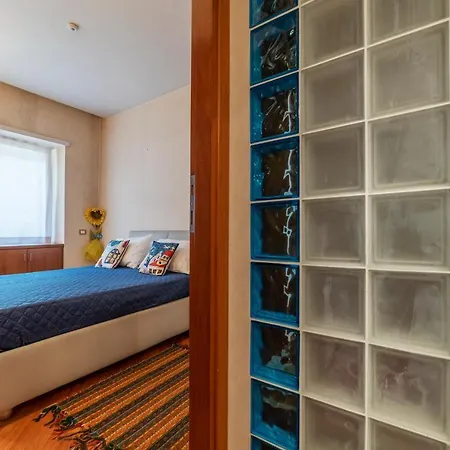 Apartment Deep Blue