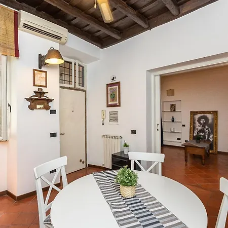 Apartment Lungaretta By In *