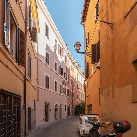 Heart Of Trastevere Flat * Rome