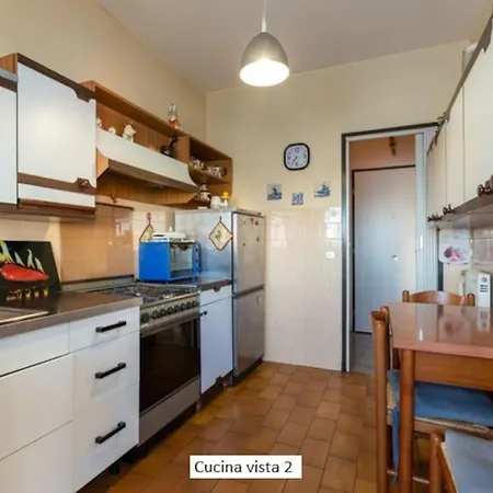 Alinda Bonacci Brunamonti Apartment *