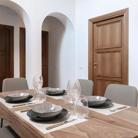 Apartment Italianway - Barberini Elegantia Rome