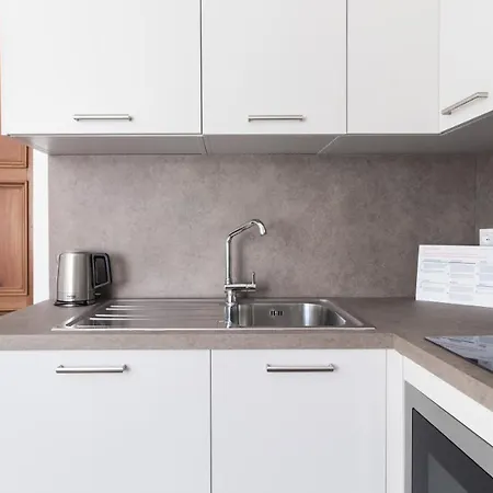 Italianway - Barberini Elegantia Apartment *