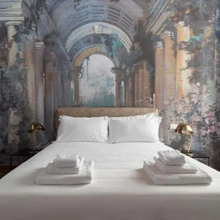 Apartment Italianway - Barberini Elegantia