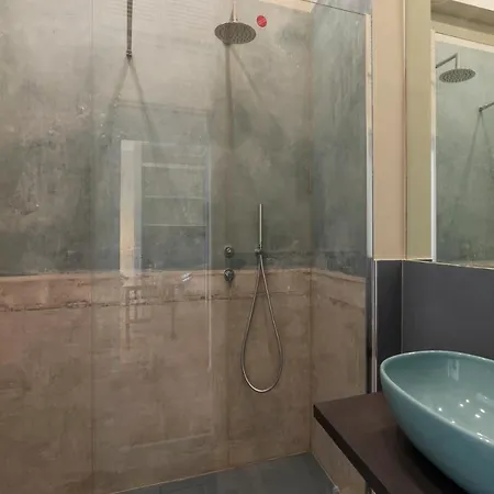 Vittorio Emanuele Cozy Flat * Rome