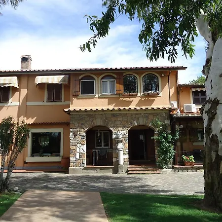 Casale Altavilla Bed & Breakfast *