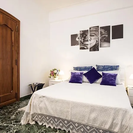 Vatican House Apartamento *