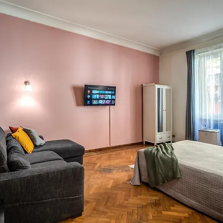Fresh House Colosseo Rome