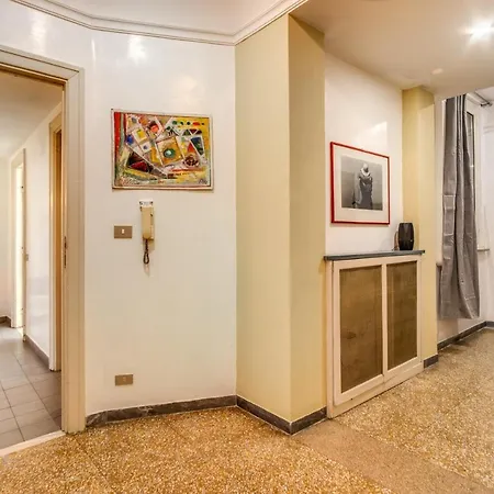 Fresh House Colosseo Apartment