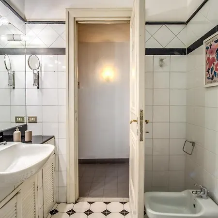 Fresh House Colosseo Apartment *