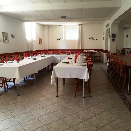 Maria Rosa Molas - Casa Per Ferie Affittacamere Roma