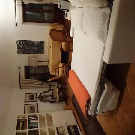 Apartment Cosy In Via Del Corso Rome