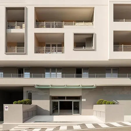 Trastevere Modern Flat With Terrace Rome