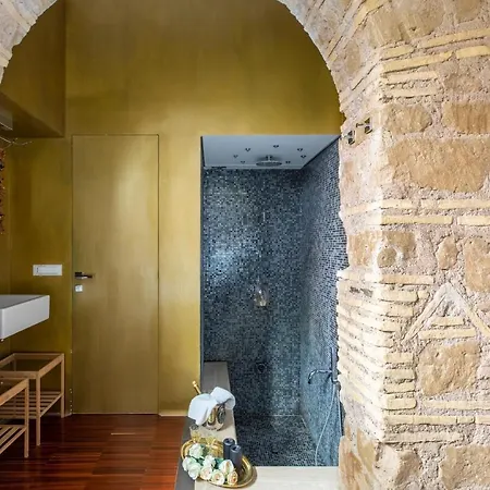 Iflat Luxurious Loft In The Heart Of Apartment