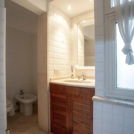 Apartment Homehouse Serpenti - Colosseum - Rione Monti