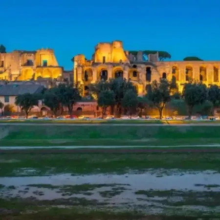 Vacanze Romane Colosseo * Rome