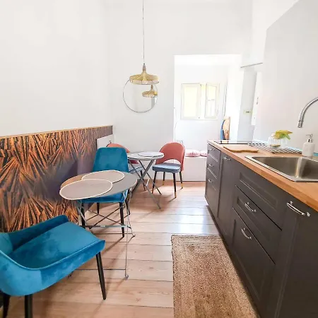 Apartment Via Vittoria Quattro Rome