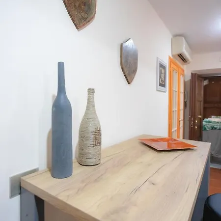 Homehouse Serpenti - Colosseum - Rione Monti