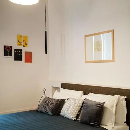 Casa Leoncino Bed & Breakfast Rome