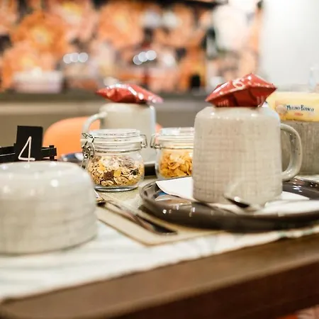 Casa Leoncino Bed & Breakfast Rome