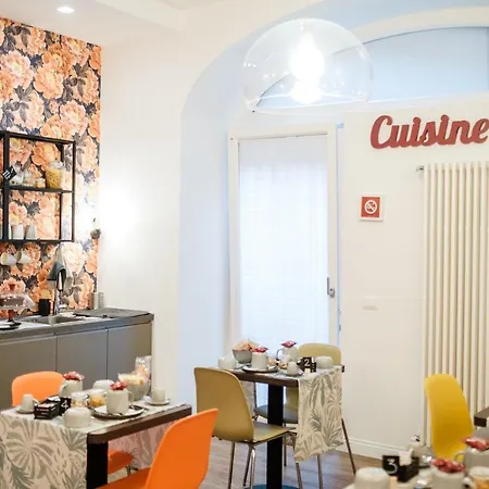 Casa Leoncino Bed & Breakfast *