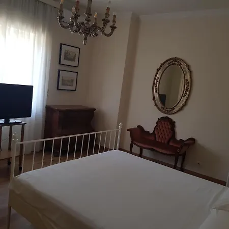 Casa Di Monica E Mauro Holiday home Rome