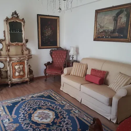 Casa Di Monica E Mauro Holiday home Rome