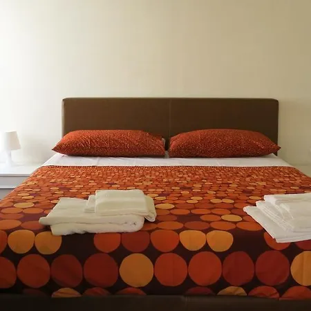 Romantica Apartments Apartment Rome