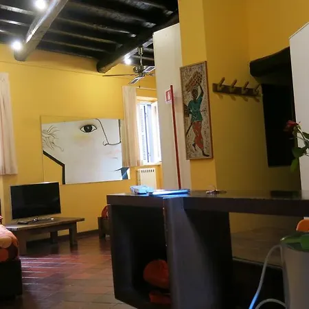Romantica Apartments *