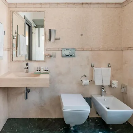 Trecento Hotel