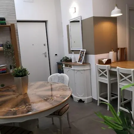 Tuscolo Metro A House Apartment Rome
