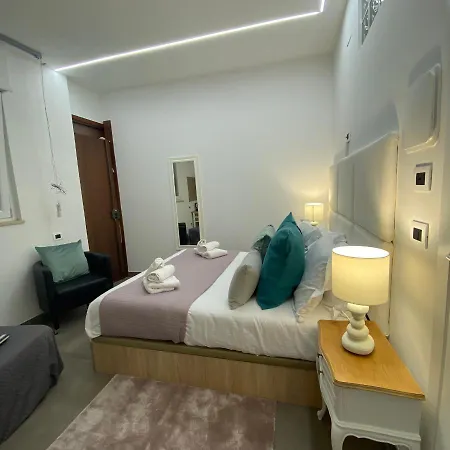 Tuscolo Metro A House Apartment *