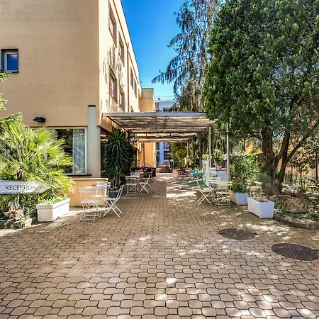 Scheppers Hotel 3*