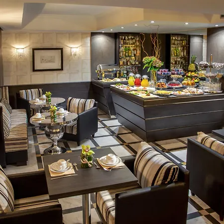 Royal Court 4* Rom