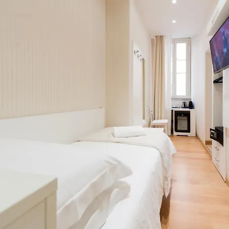 Trevi 41 3* روما