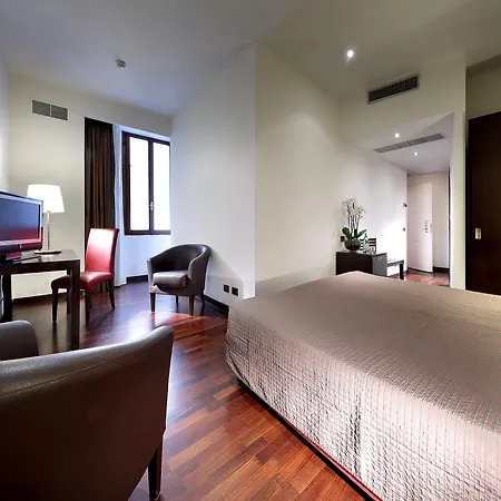 Exe International Palace 4*