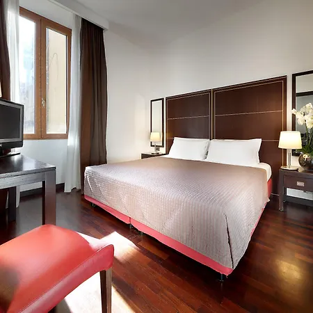 Hotel Exe International Palace