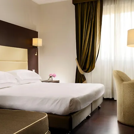 Fh55 Grand Palatino Hotel 4*