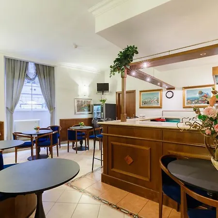 Hotel Paris