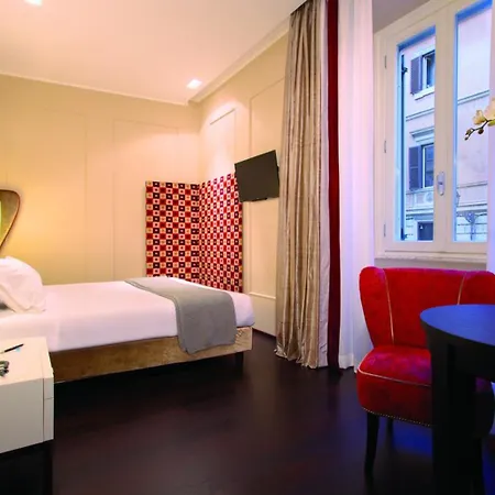Stendhal Luxury