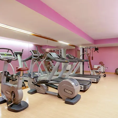 Mercure West Hotel 4*