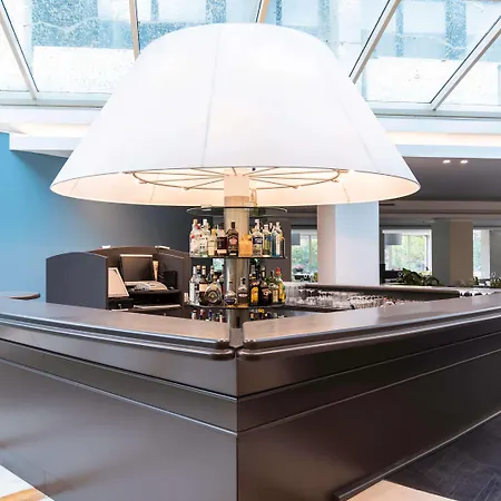Mercure West Hotel