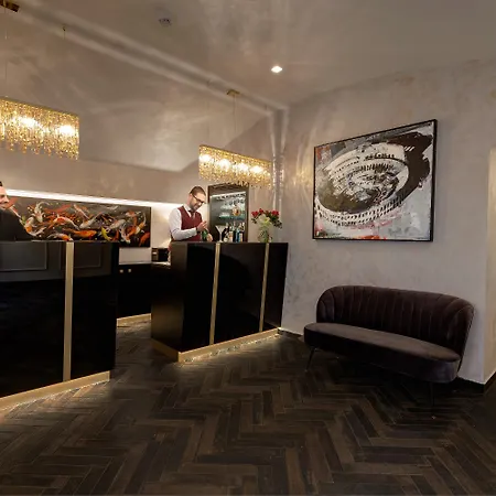 Hotel Dharma Boutique & 4*
