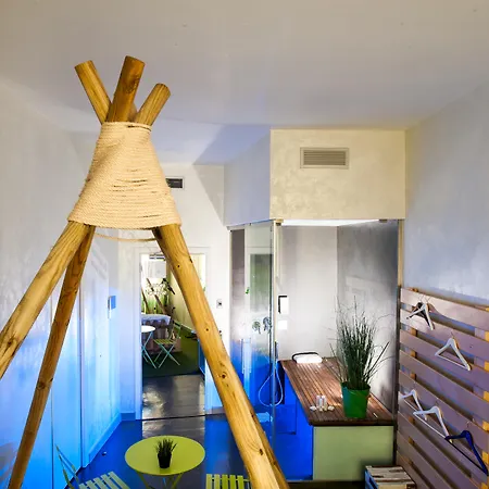 Irooms Pantheon Bed & Breakfast 4*