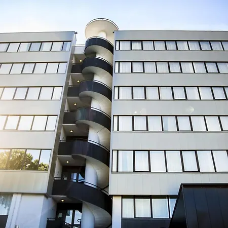 The Caesar Otel